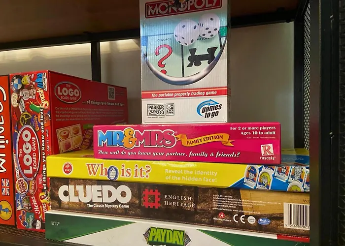 Hot Tub, Pool Table, Log Burner