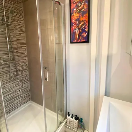 Hot Tub, Pool Table, Log Burner